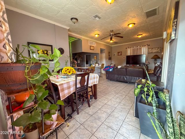 9027 N 11TH Street, Phoenix, AZ 85020