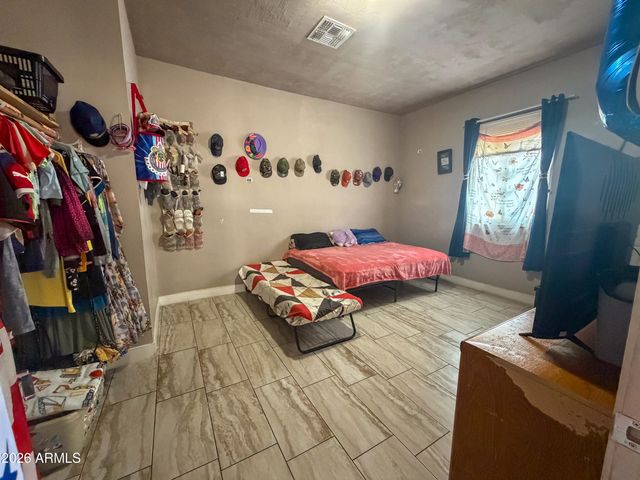 9027 N 11TH Street, Phoenix, AZ 85020