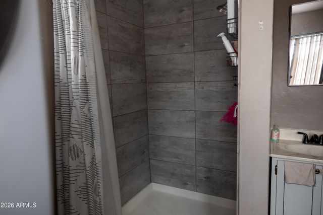 9027 N 11TH Street, Phoenix, AZ 85020