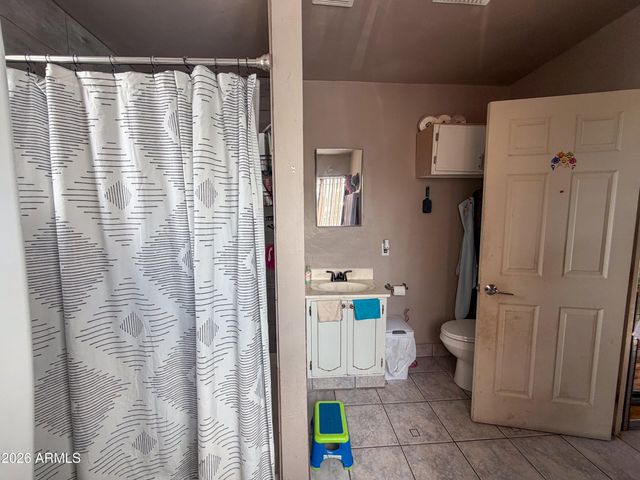 9027 N 11TH Street, Phoenix, AZ 85020