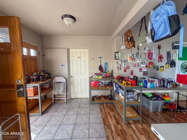 9027 N 11TH Street, Phoenix, AZ 85020