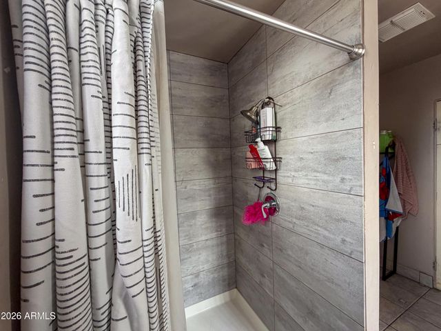 9027 N 11TH Street, Phoenix, AZ 85020