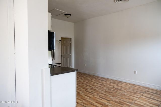 9027 N 11TH Street, Phoenix, AZ 85020