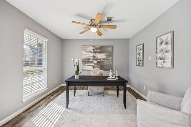 5630 Mcknight Street, Houston, TX 77035