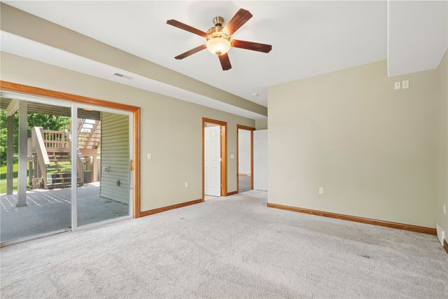 1253 Hillview Court NE, Swisher, IA 52338