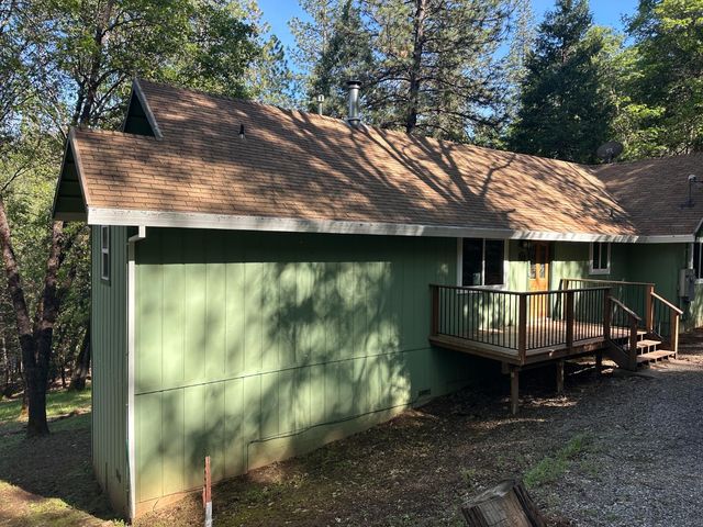 5570 Five Spot Rd, Pollock Pines, CA 95726