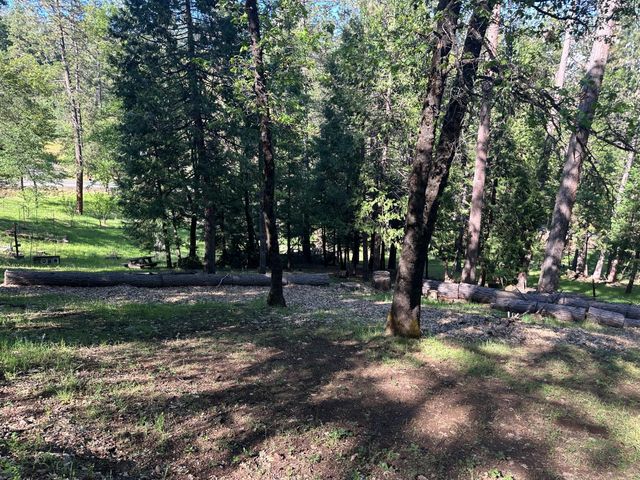 5570 Five Spot Rd, Pollock Pines, CA 95726