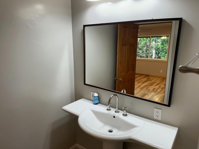 5570 Five Spot Rd, Pollock Pines, CA 95726