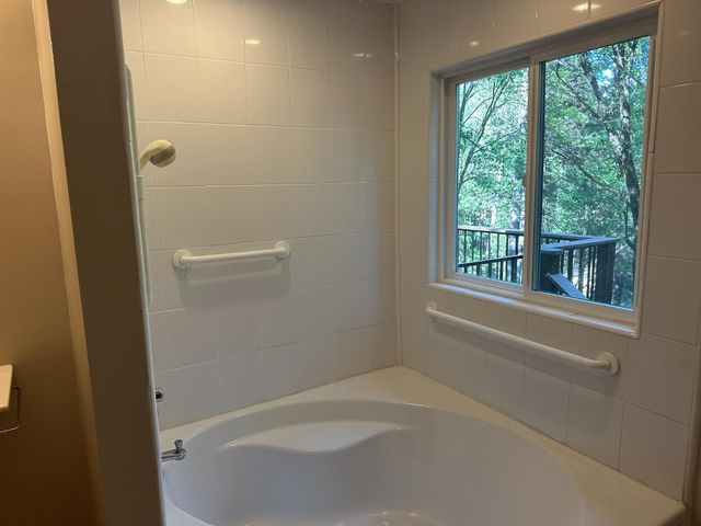 5570 Five Spot Rd, Pollock Pines, CA 95726