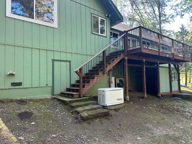 5570 Five Spot Rd, Pollock Pines, CA 95726