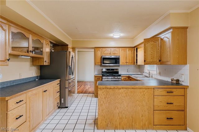 5875 Deepwood Trail, Solon, OH 44139