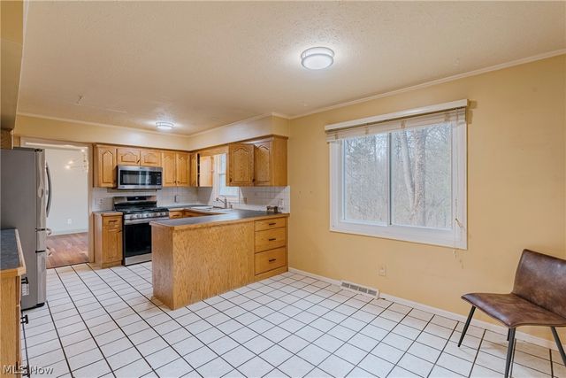 5875 Deepwood Trail, Solon, OH 44139