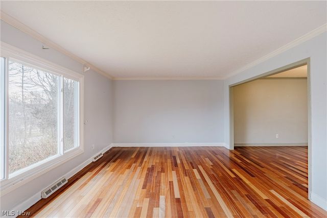 5875 Deepwood Trail, Solon, OH 44139