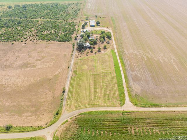 1849 County Road 340, Knippa, TX 78870