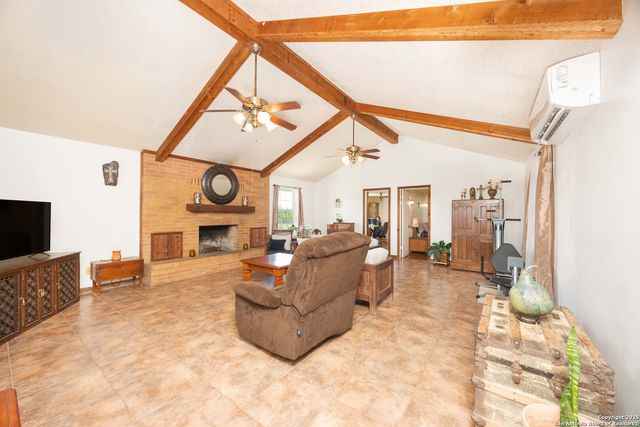1849 County Road 340, Knippa, TX 78870
