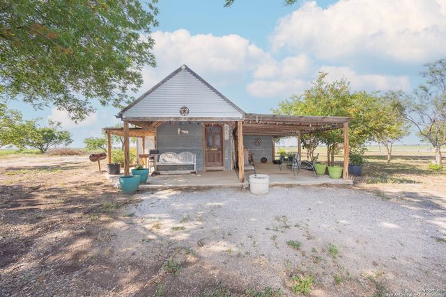 1849 County Road 340, Knippa, TX 78870