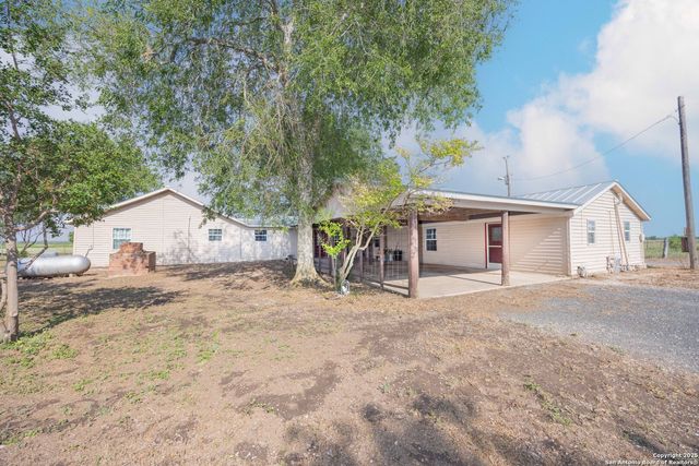 1849 County Road 340, Knippa, TX 78870