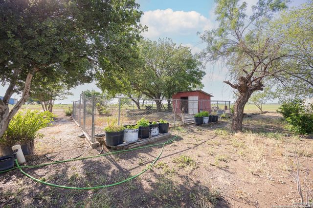 1849 County Road 340, Knippa, TX 78870