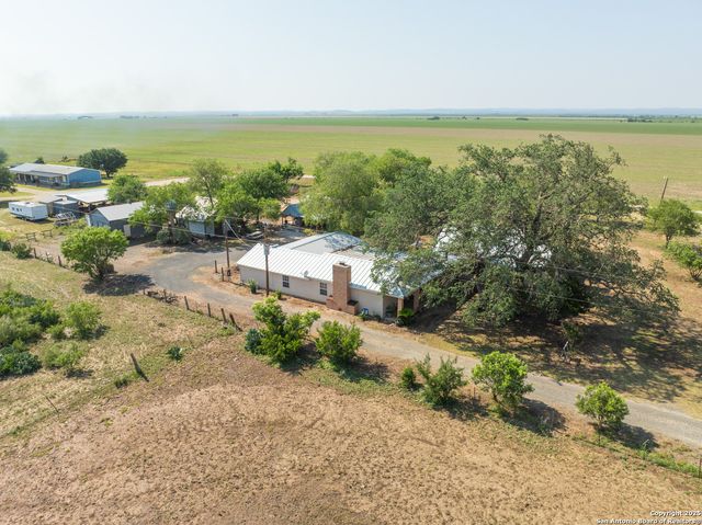 1849 County Road 340, Knippa, TX 78870