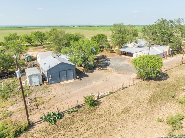 1849 County Road 340, Knippa, TX 78870