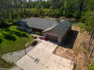 6481 S Tall Pine Trail, Newaygo, MI 49337