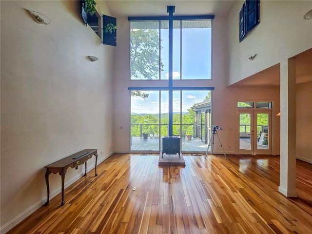 120 sunrock mountain Trace, Blue Ridge, GA 30513