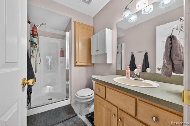 28746 Yarmouth Court, New Baltimore, MI 48047