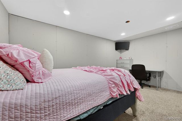 28746 Yarmouth Court, New Baltimore, MI 48047