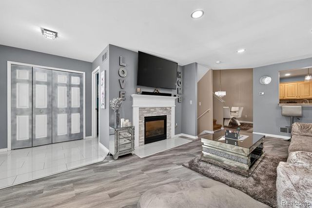 28746 Yarmouth Court, New Baltimore, MI 48047