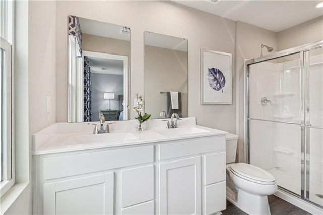 6643 Red Oak Way, Stone Mountain, GA 30087