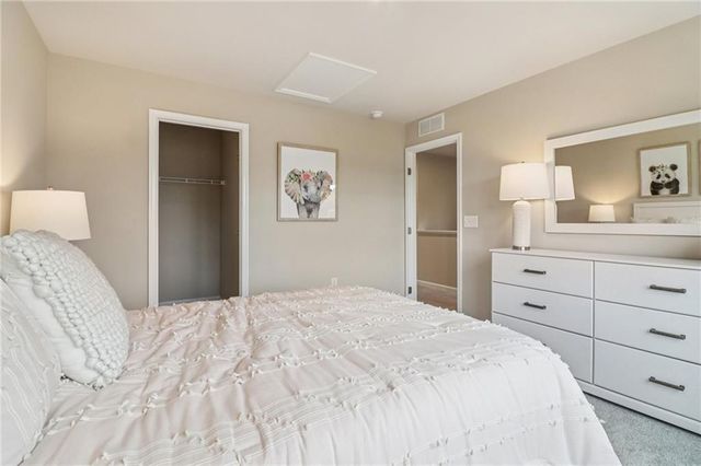 6643 Red Oak Way, Stone Mountain, GA 30087