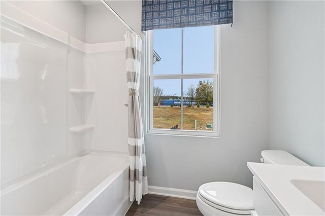 6643 Red Oak Way, Stone Mountain, GA 30087