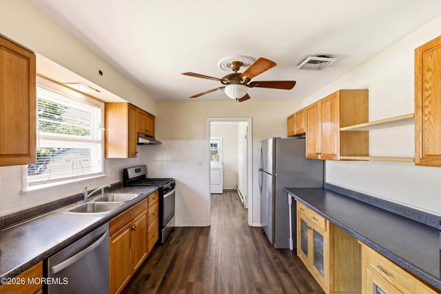 501 Burnside Street, Toms River, NJ 08757