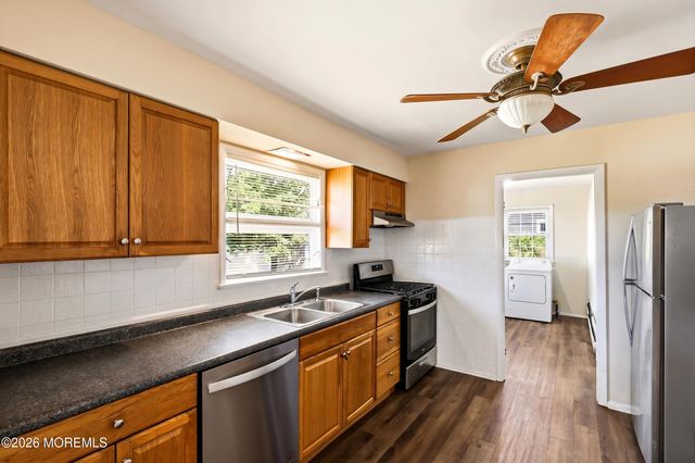 501 Burnside Street, Toms River, NJ 08757