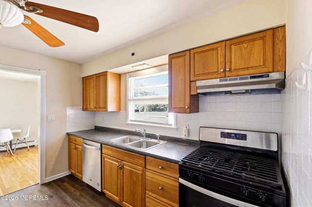 501 Burnside Street, Toms River, NJ 08757