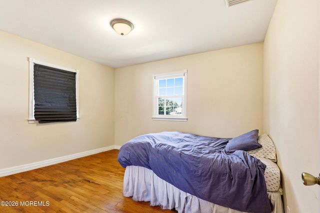 501 Burnside Street, Toms River, NJ 08757