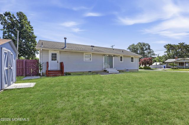 501 Burnside Street, Toms River, NJ 08757