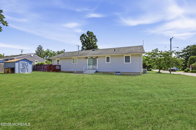 501 Burnside Street, Toms River, NJ 08757