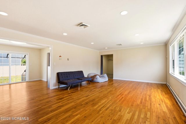 501 Burnside Street, Toms River, NJ 08757