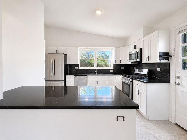406 SUNSET Drive, Wilmette, IL 60091