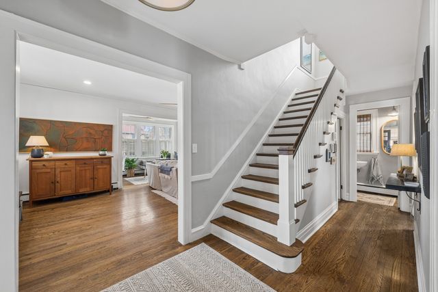 2216 Forestview Road, Evanston, IL 60201