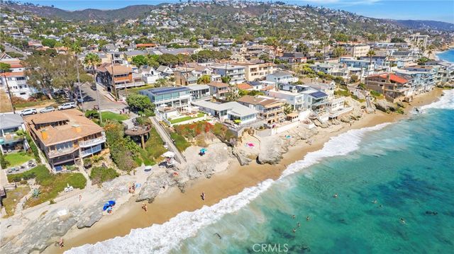 137 Cypress Dr, Laguna Beach, CA 92651