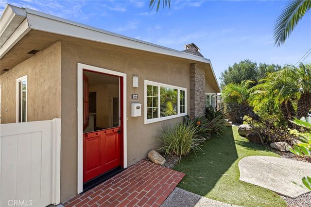 137 Cypress Dr, Laguna Beach, CA 92651