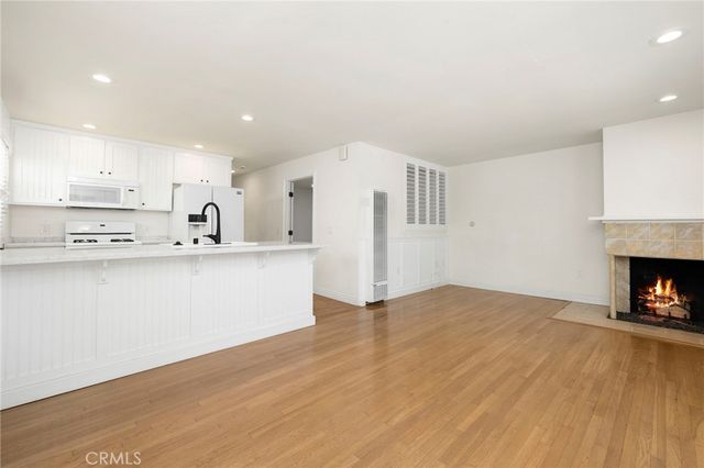 137 Cypress Dr, Laguna Beach, CA 92651