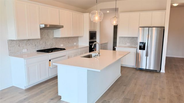 255 Bush Mountain CV, Dripping Springs, TX 78620