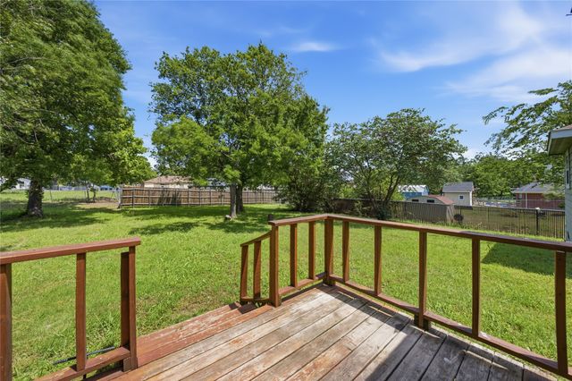 505 S 5th Street, Crandall, TX 75114