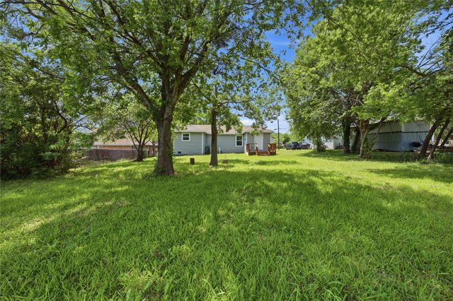 505 S 5th Street, Crandall, TX 75114
