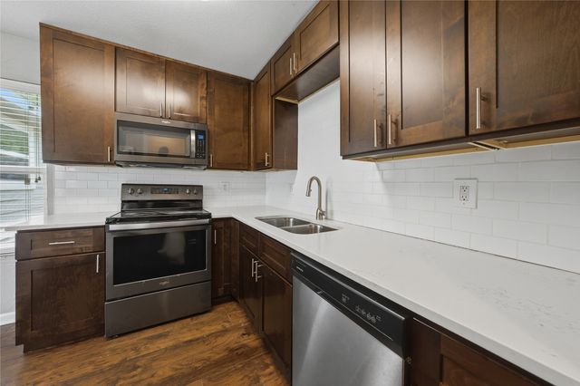 505 S 5th Street, Crandall, TX 75114