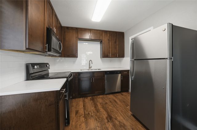 505 S 5th Street, Crandall, TX 75114