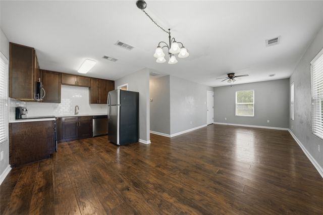 505 S 5th Street, Crandall, TX 75114